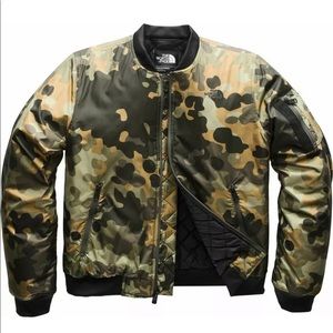 The North Face Women Barstol Bomber Jacket Green M